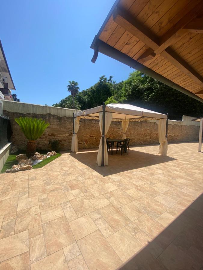 Caserma Guelfa - Casa Vacanza Chiarina San Benedetto del Tronto Ngoại thất bức ảnh