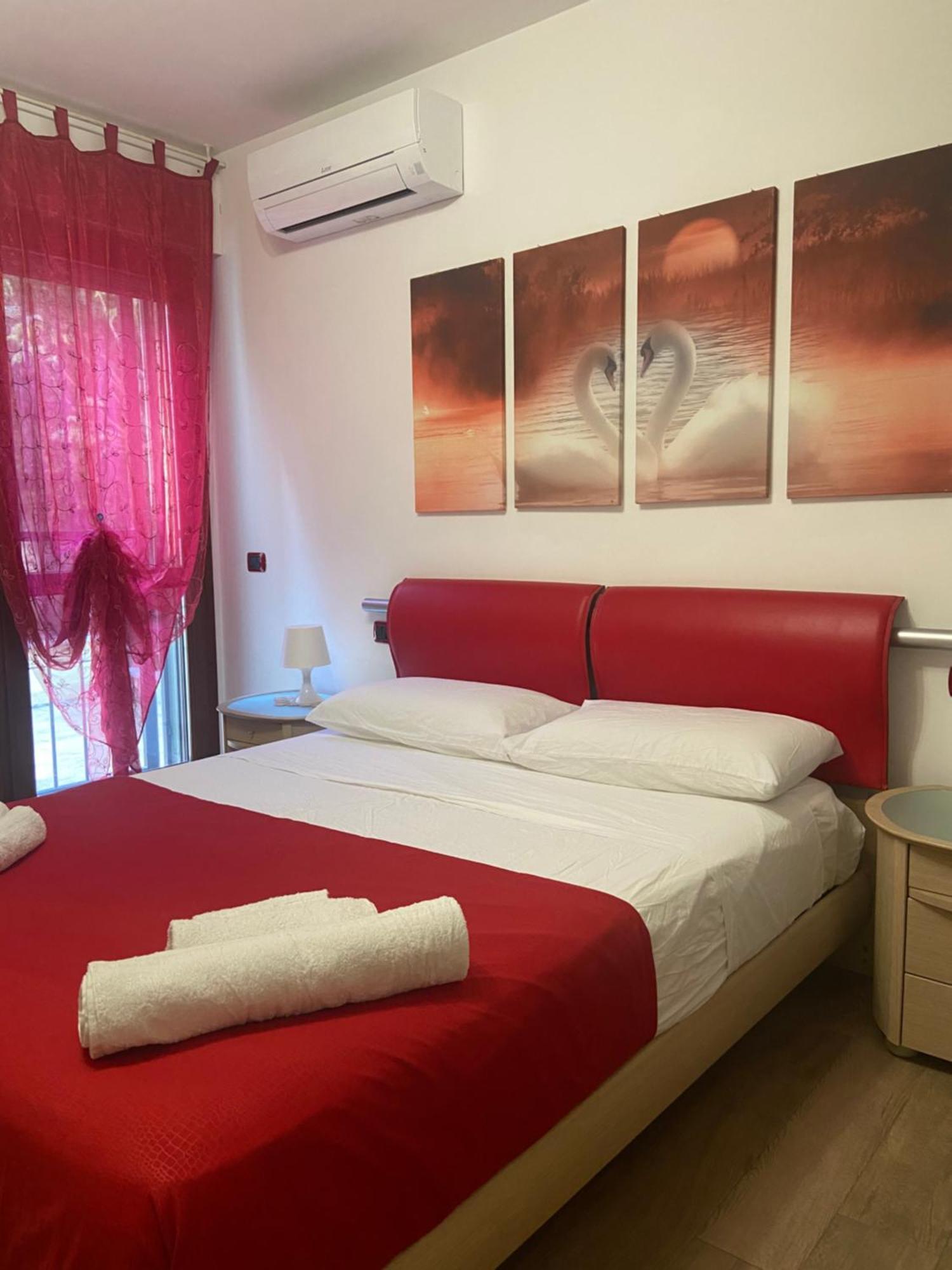 Caserma Guelfa - Casa Vacanza Chiarina San Benedetto del Tronto Ngoại thất bức ảnh